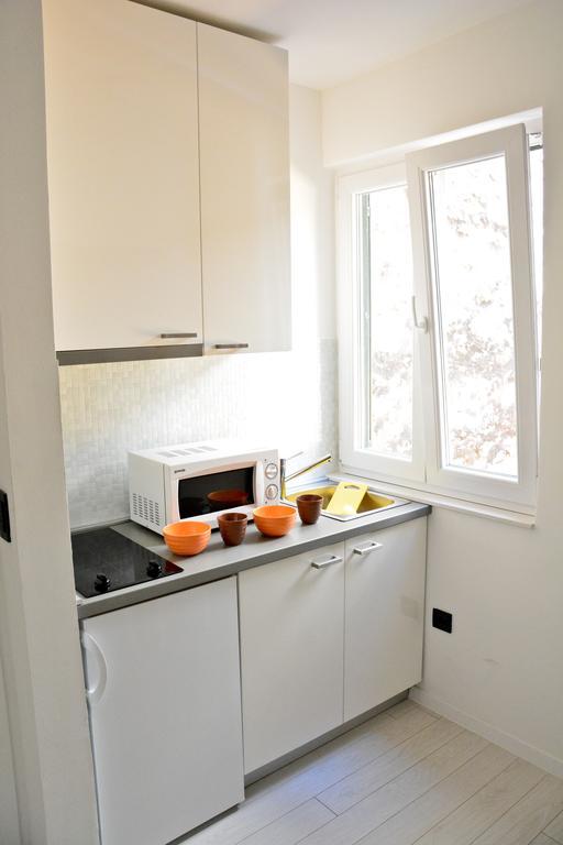 Apartment Sweet Studios