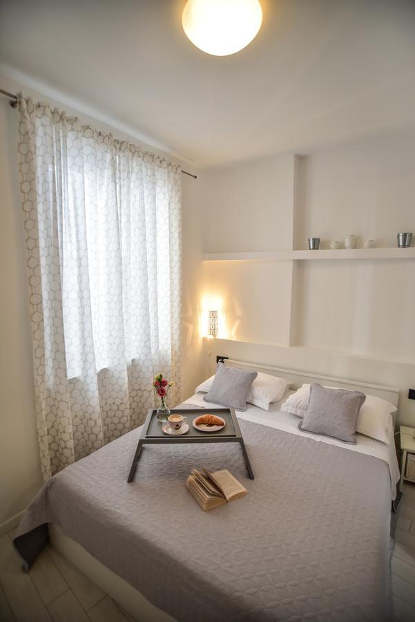 Apartment Sweet Studios *